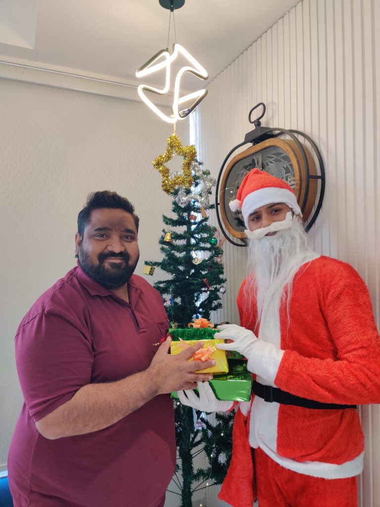 christmas-celebration-best-visa-consultancy-in-ahmedabad-big-winns