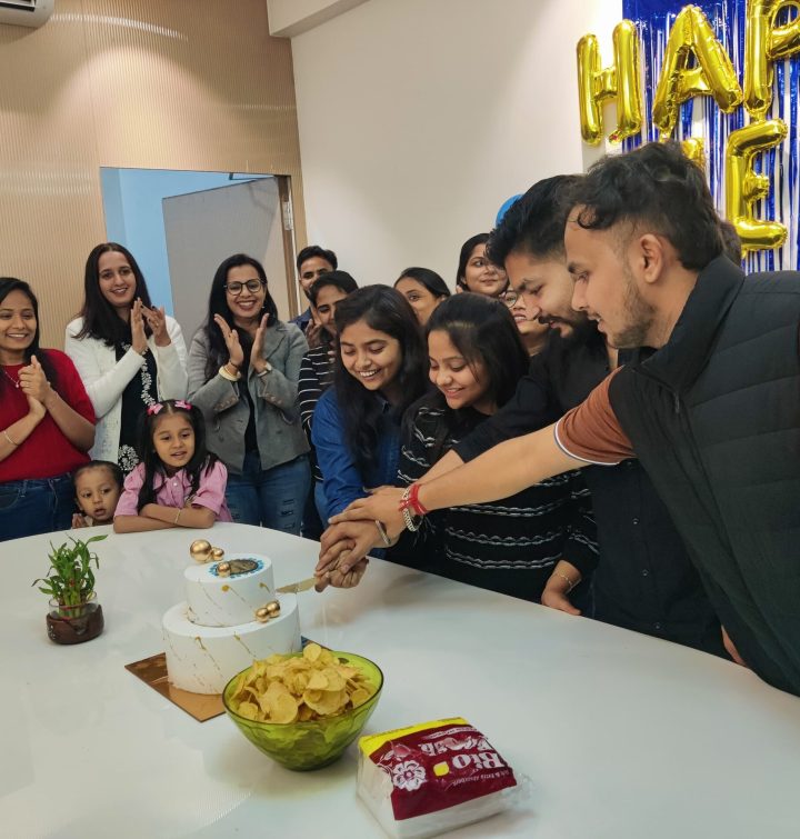 WhatsApp Image 2024-12-30 at 22.44.12_8890b429